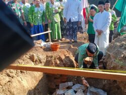 Bupati Kudus HM Hartopo Meletakkan Batu Pertama di Ponpes Roudlatut Tholibin