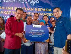 DPR RI dan Bank Indonesia Bagikan 1500 Paket Sembako Untuk Korban Banjir